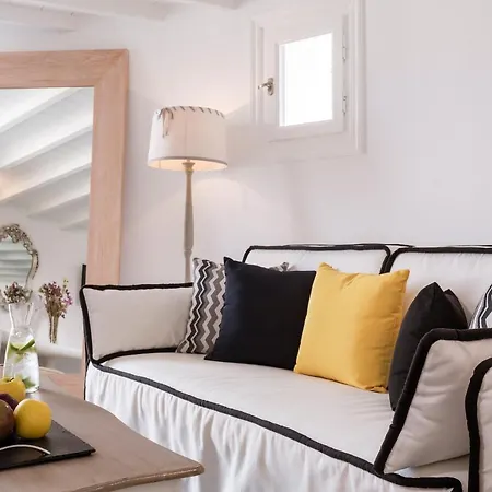 Absolute Mykonos & Hotel 5*