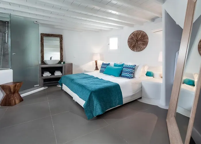 Absolute Mykonos & فندق Mykonos Town