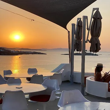 Absolute Mykonos & מלון 5*