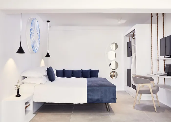 Absolute Mykonos & 5* Mykonos Town