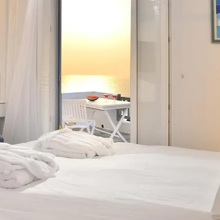 Absolute Mykonos & 5*